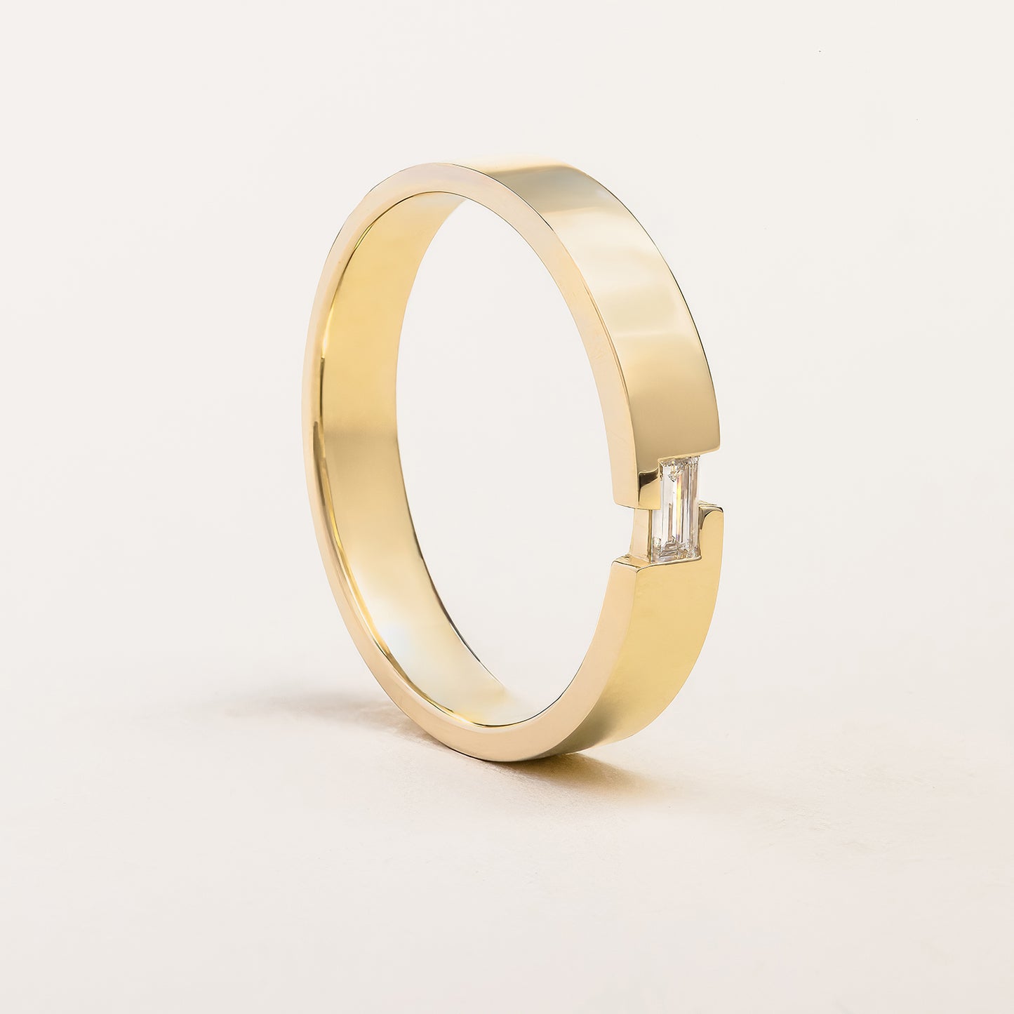Single Baguette Diamond Wedding Band