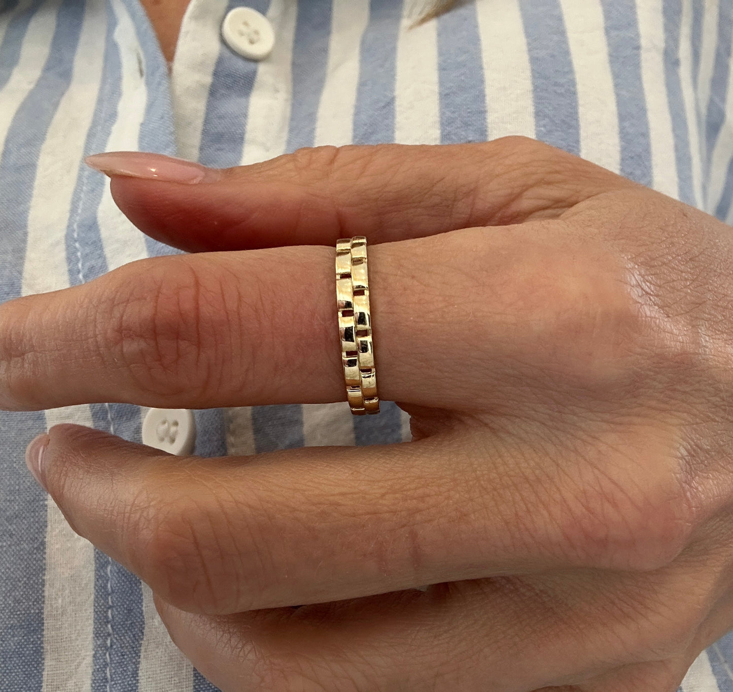Geometric Ring
