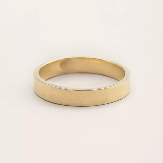 Classic Wedding Ring Flat Comfort Fit In 14K Yellow Gold