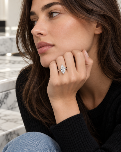 Bague de fiançailles solitaire diamant marquise