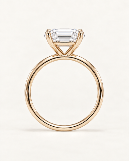 Bague de fiançailles solitaire diamant émeraude