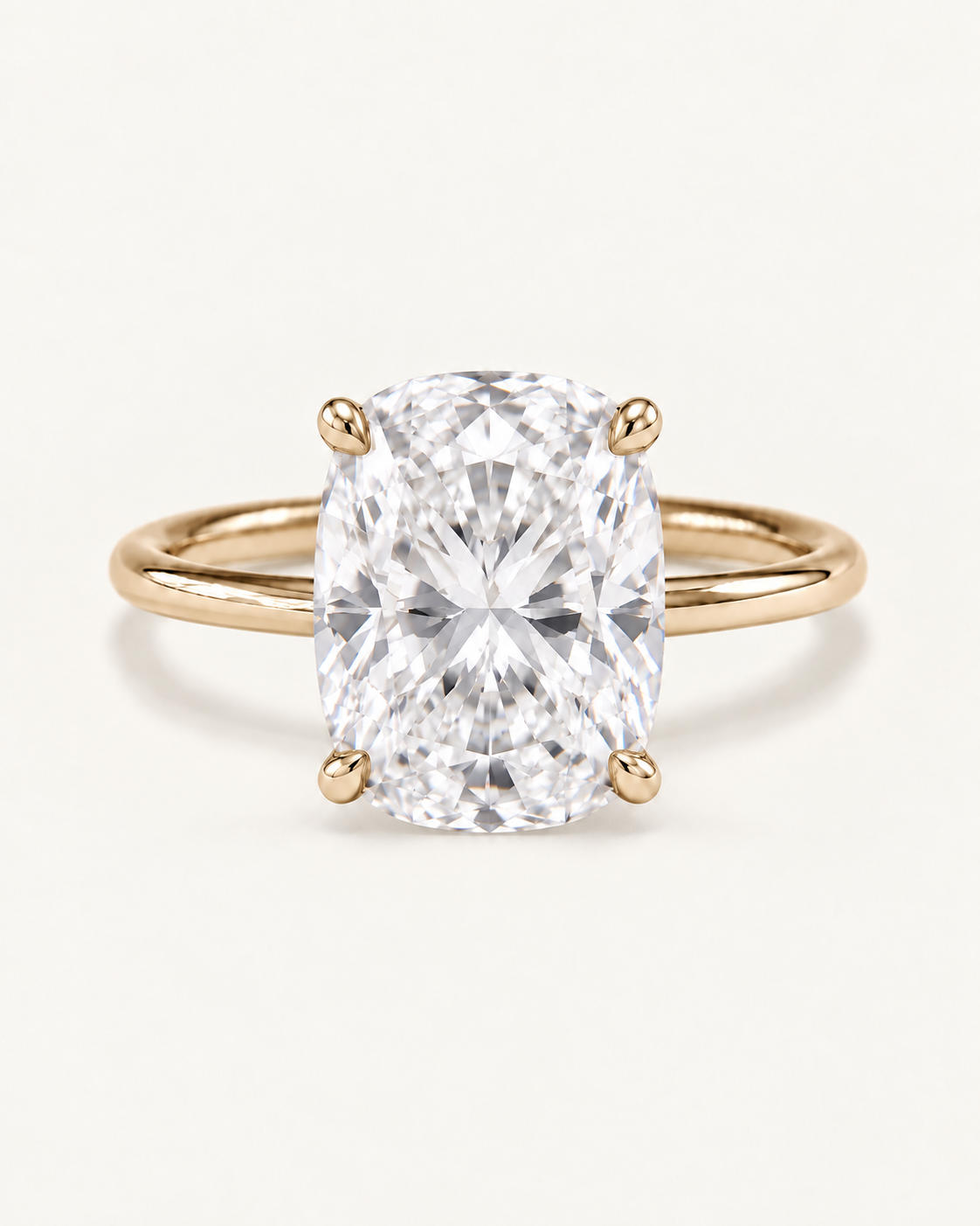 Bague de fiançailles solitaire diamant coussin allongé