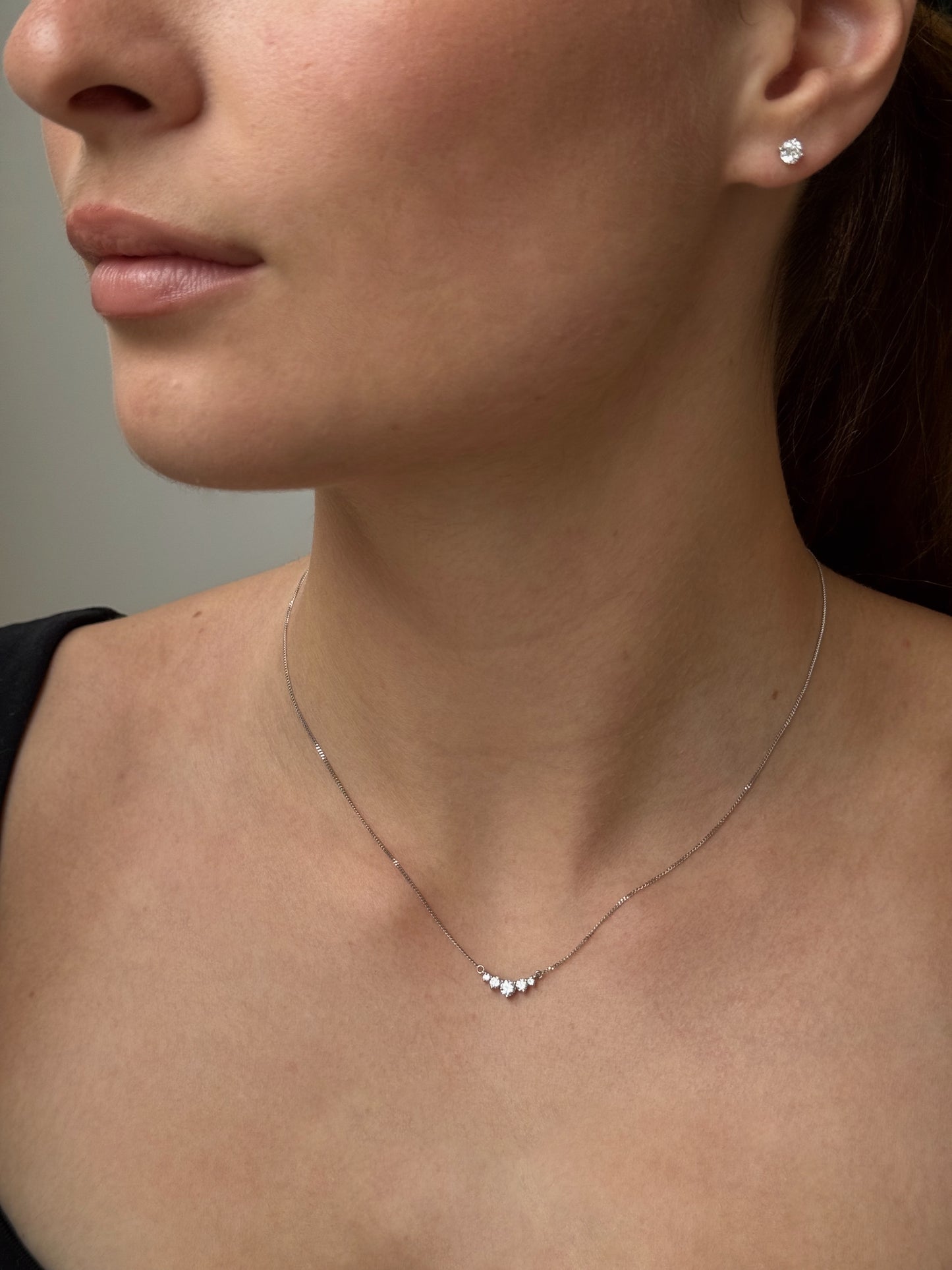 Arc necklace with 5 diamonds (Ready-to-ship)