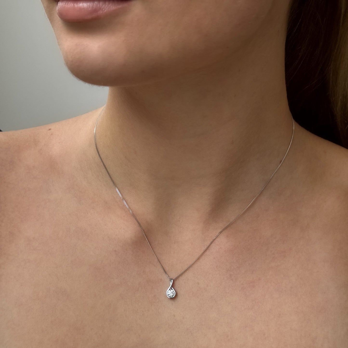 Drop necklace (Ready-to-ship)