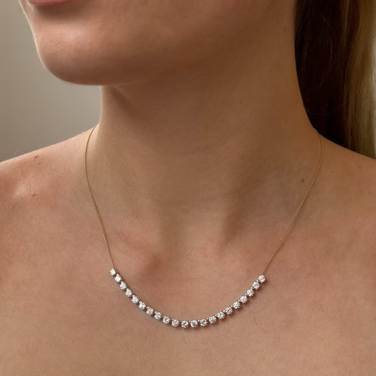 Half tennis necklace with diamonds