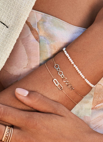 Jackie Amsterdam Cannaregio Bracelet in 14K Yellow Gold worn on wrist