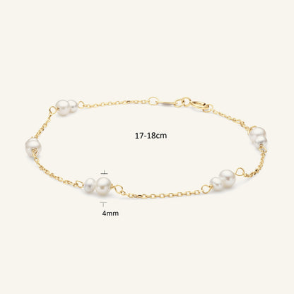 JKB25.506 Jackie Monte Carlo pearl bracelet 17 18 cm and 4 mm details on light beige background