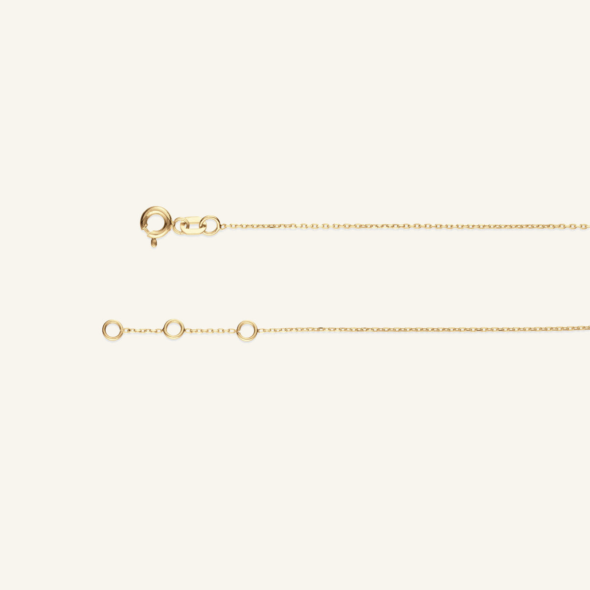 JKB25.585 Jackie White Topaz bracelet clasp detail on light beige background