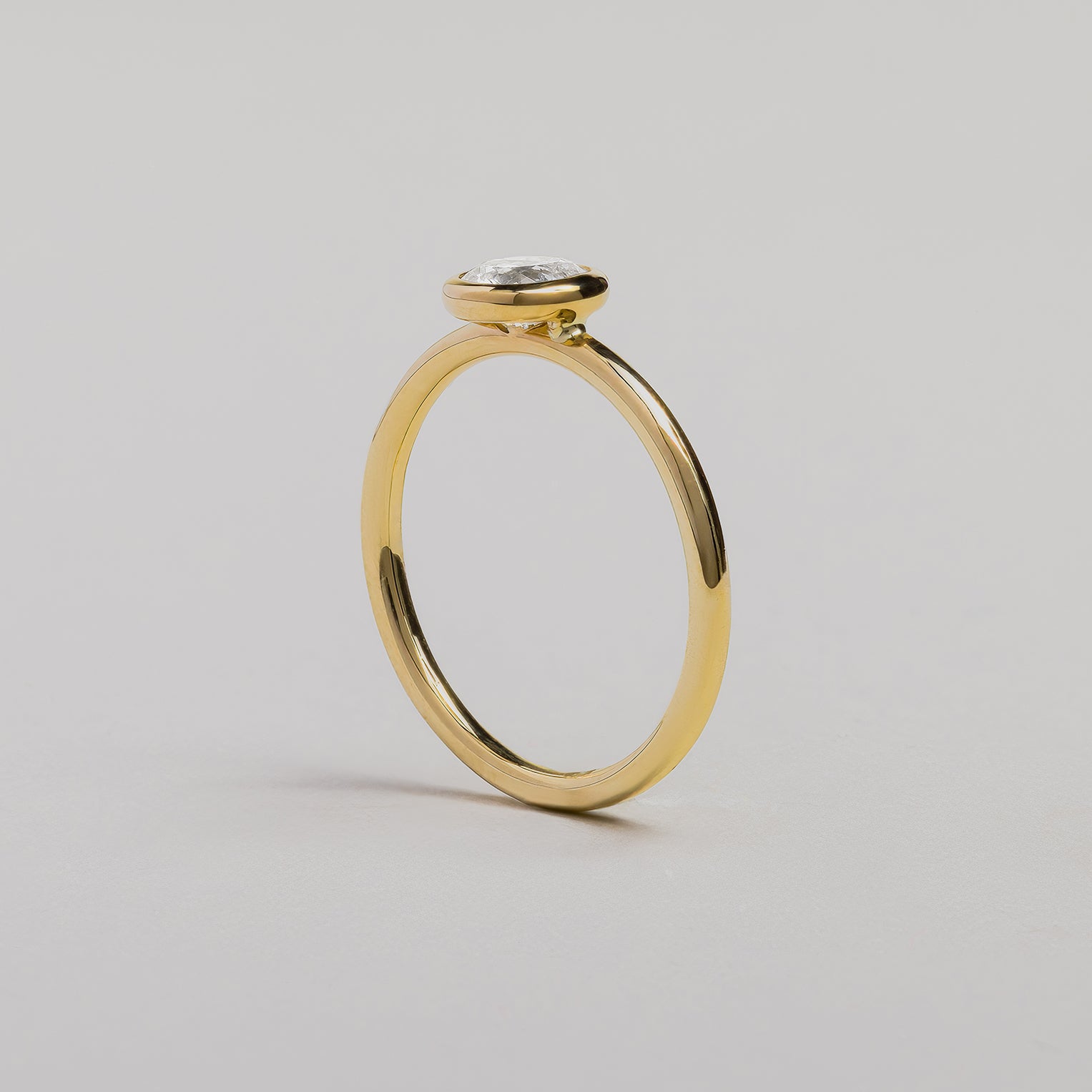 Lab-grown Diamond Bezel-set Engagement Ring
