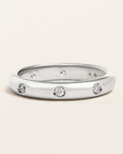 Round Diamond Wedding Band