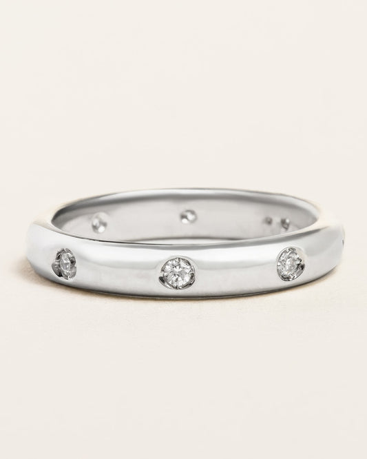 Round Diamond Wedding Band