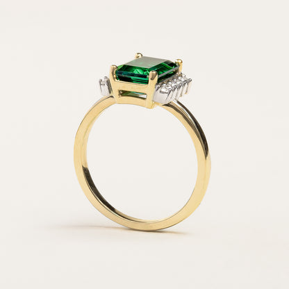 Emerald Engagement Ring With Diamond Accents