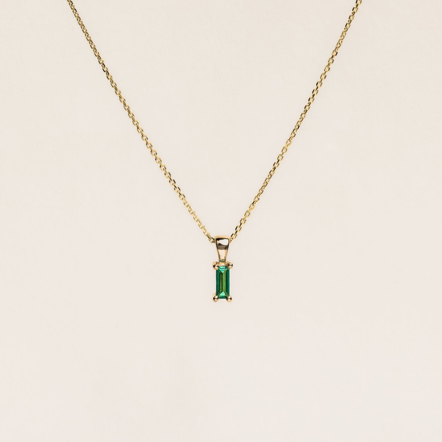 1.00 Carat Emerald Necklace