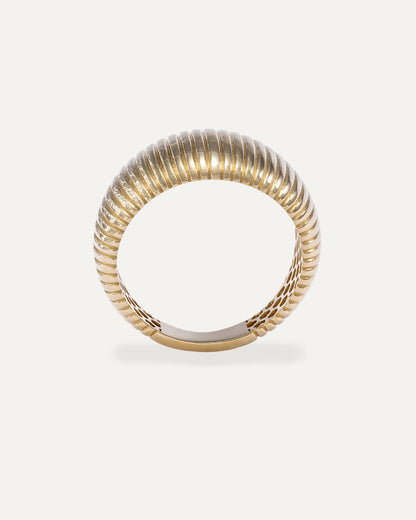 Wide gold ring with lined pattern