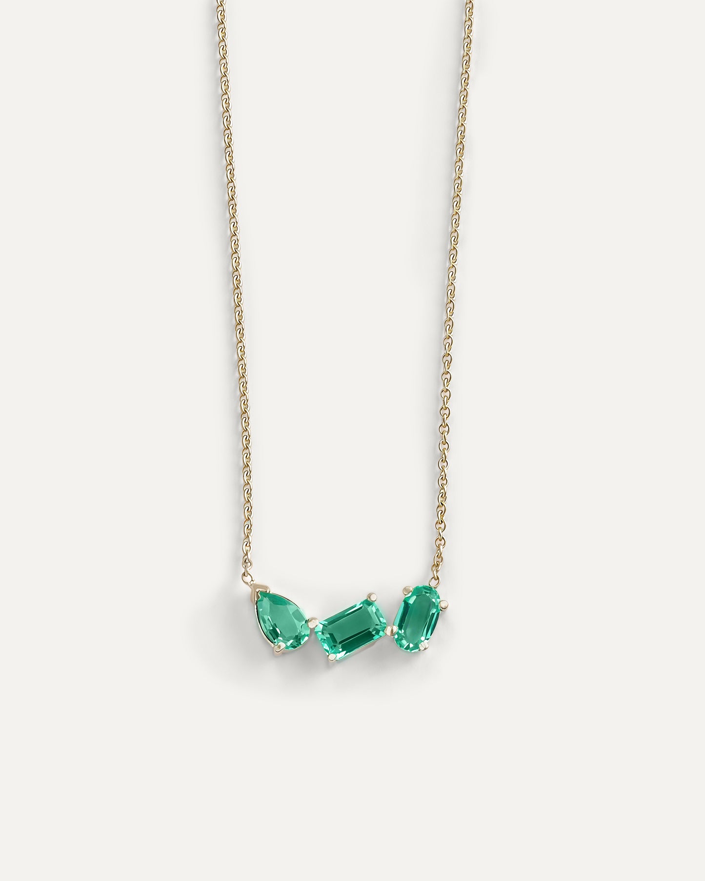 Necklace with 3 emeralds mixed shape