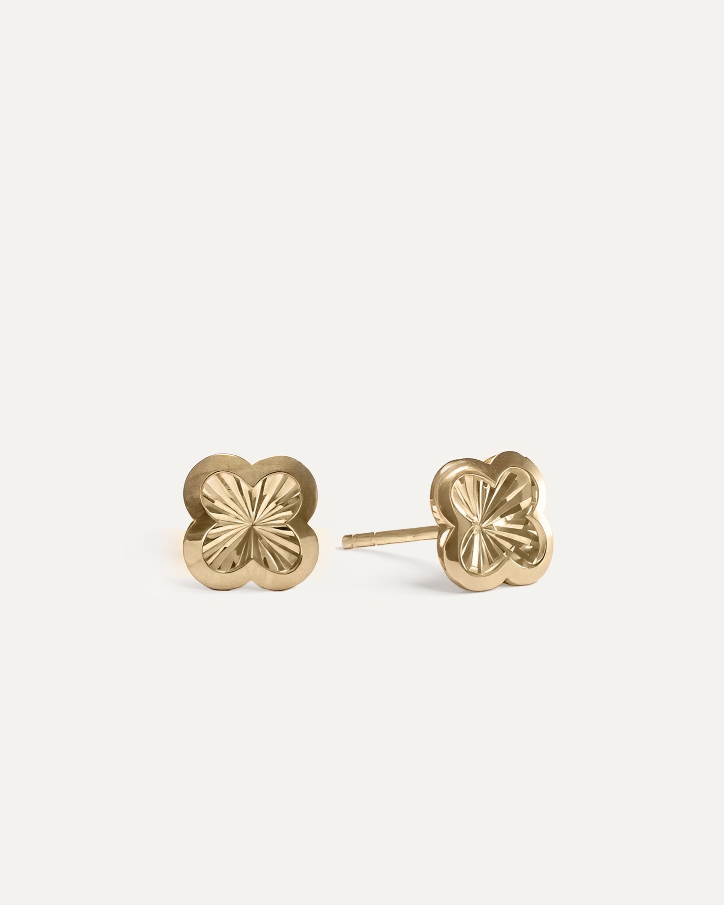 Clover stud earrings (Ready-to-ship)