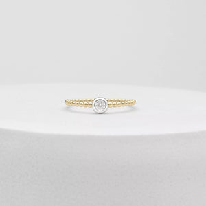 The Bezel Lace Ring
