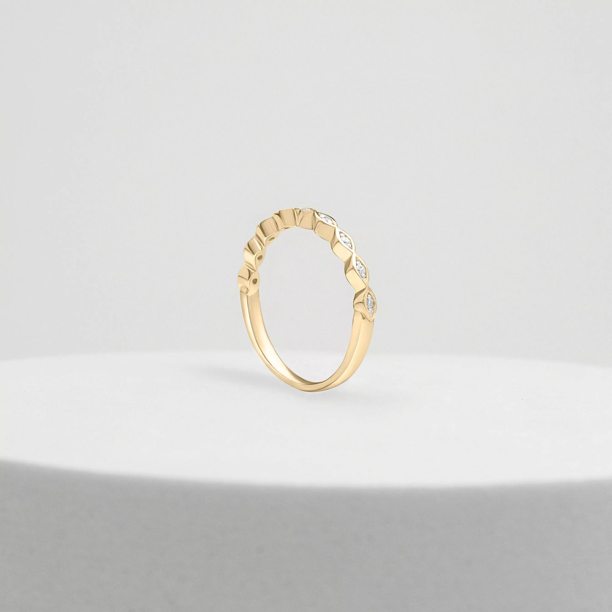 Bague de mariage en diamants de style vintage Proud Diamond