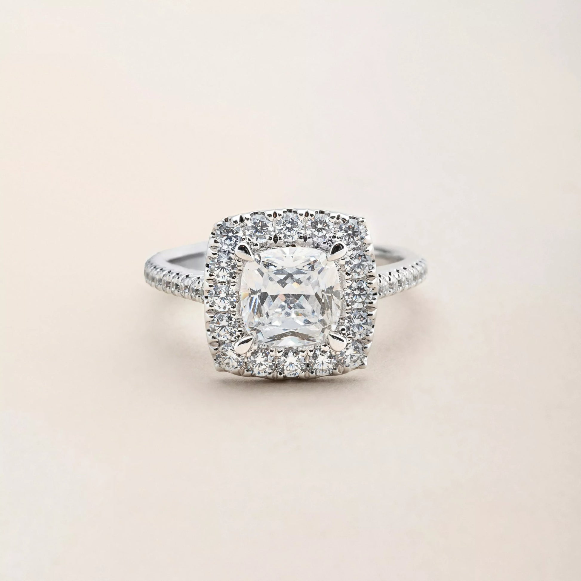 Square cushion cut online halo engagement rings